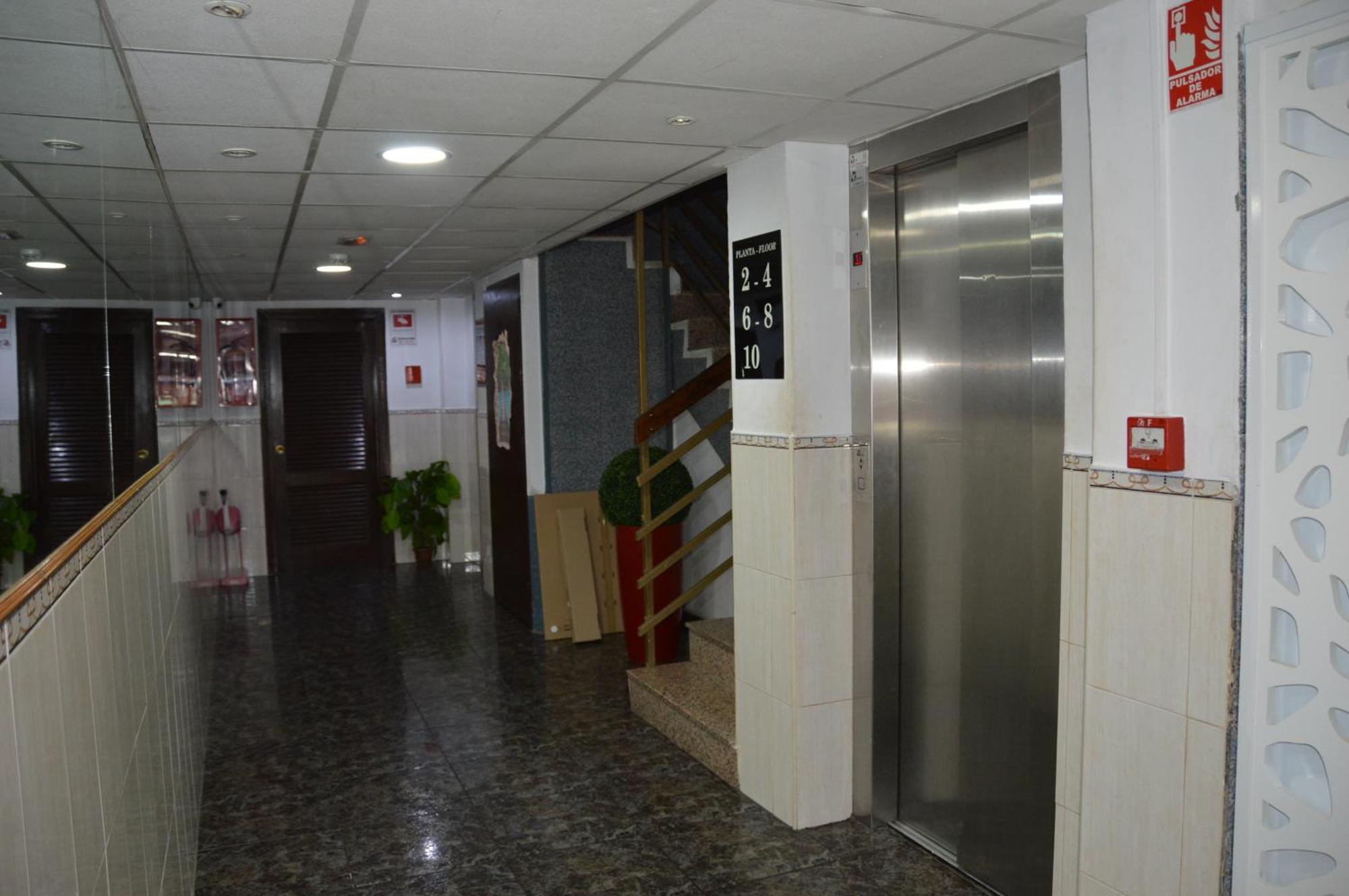 Apts Ara With Pool Benidorm Ngoại thất bức ảnh